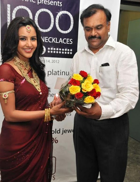priya anand in saree at nac ewellers for 1000 diamond necklaces festival event- latest photos